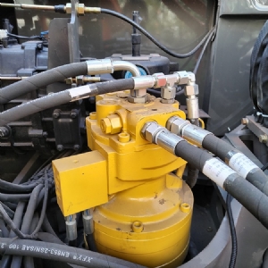 60型轮式挖掘机