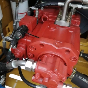 135型轮式抓木机